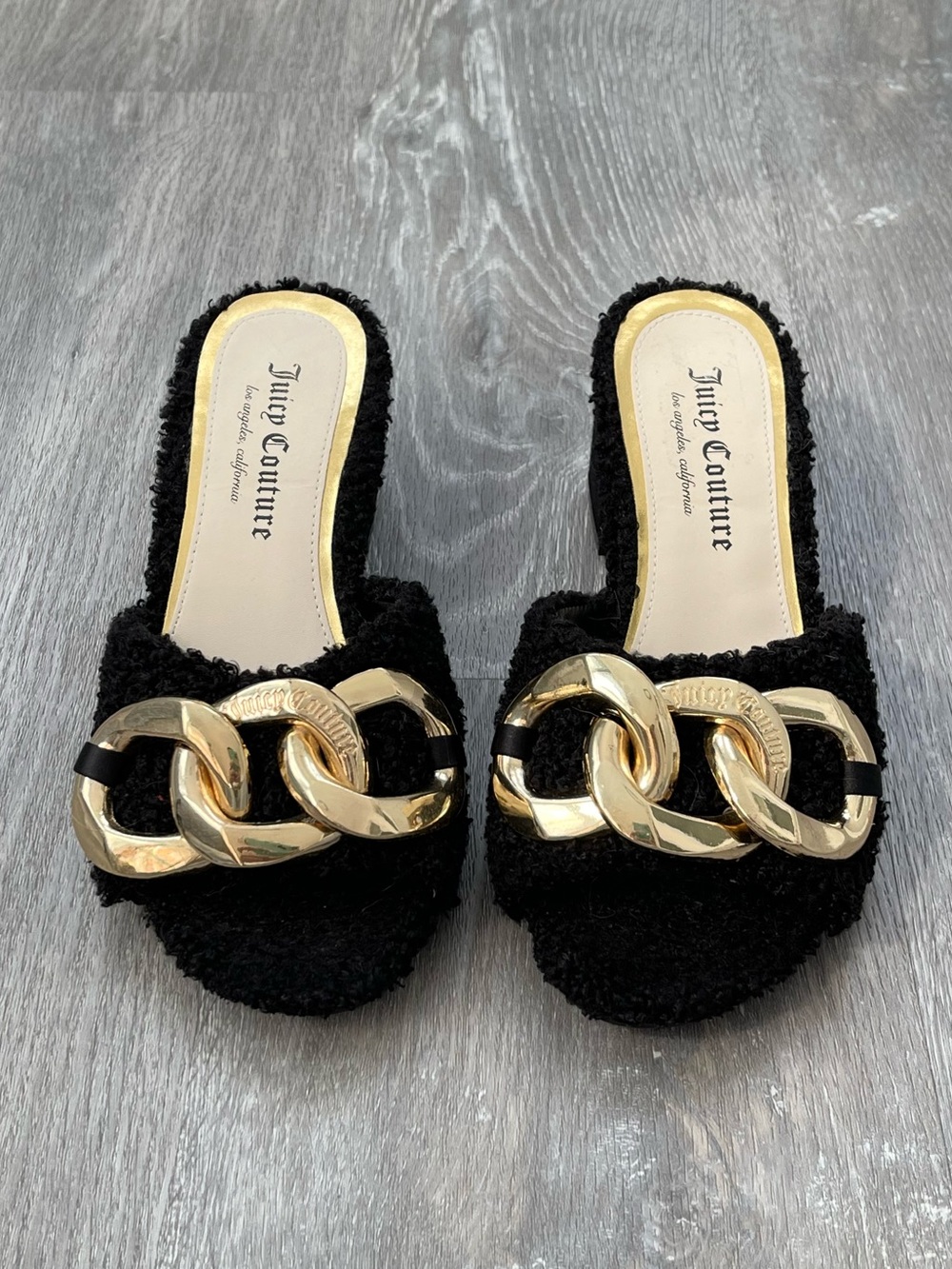 Y2K Juicy Couture Zumi Black Sherpa Heeled Sandals Size 7.5